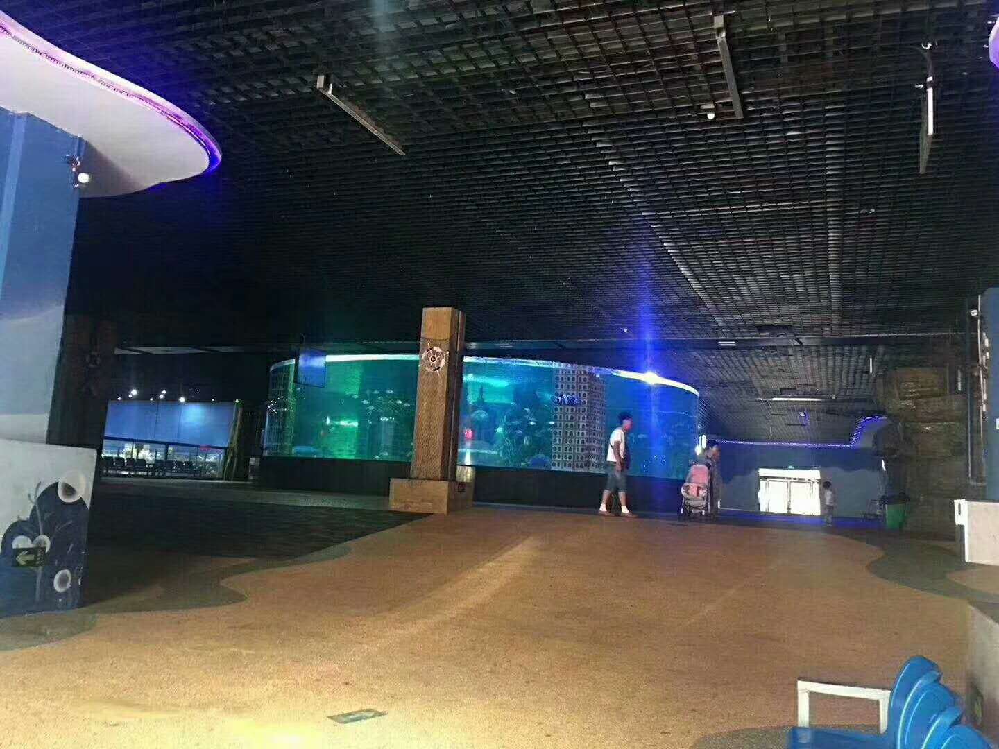 開(kāi)封極地海洋公園YT-018-200A，200克氧氣源臭氧發(fā)生器